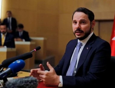 Όλοι εναντίον του γαμπρού του Ταγίπ Ερντογάν- Σκηνές ίντριγκας στην αυλή του Σουλτάνου